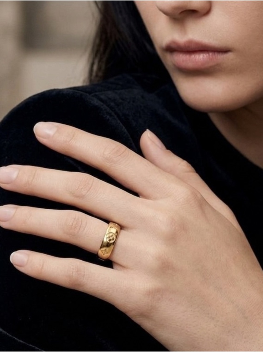LOUIS VUITTON Ring SZ 7